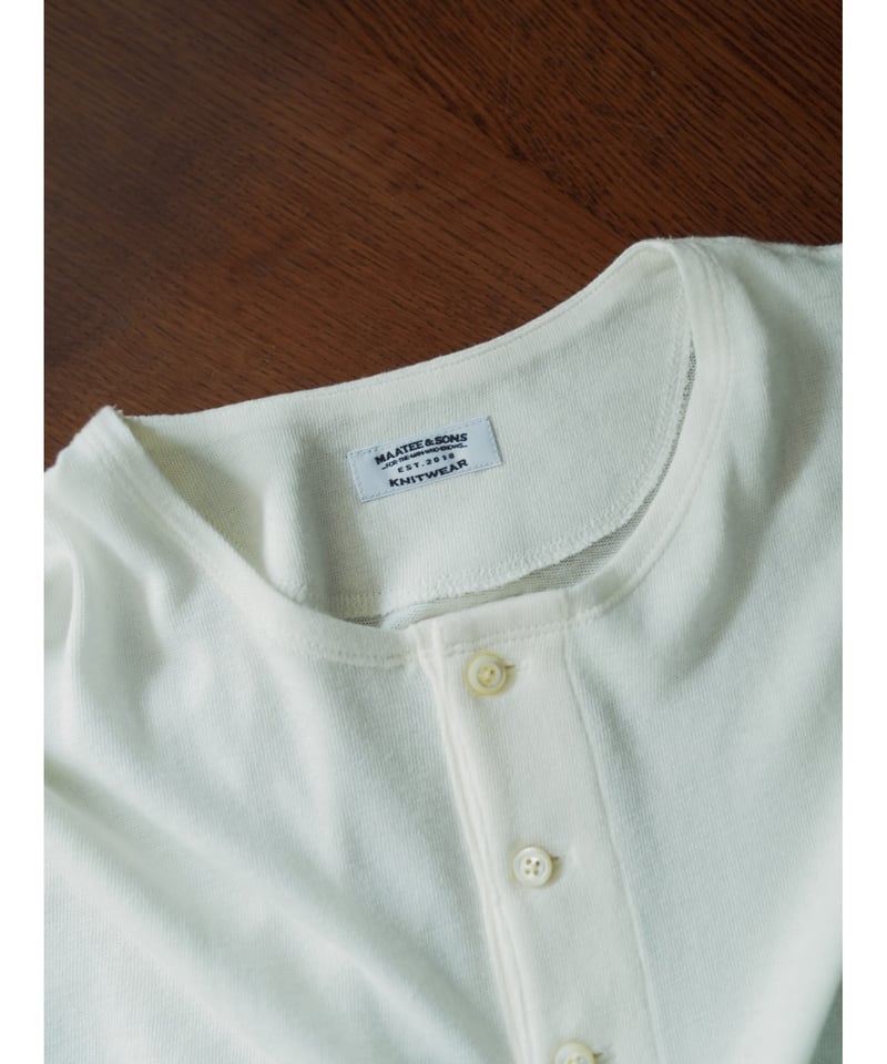 MAATEE&SONS L/S HENRY NECK TEE | MusterWerk