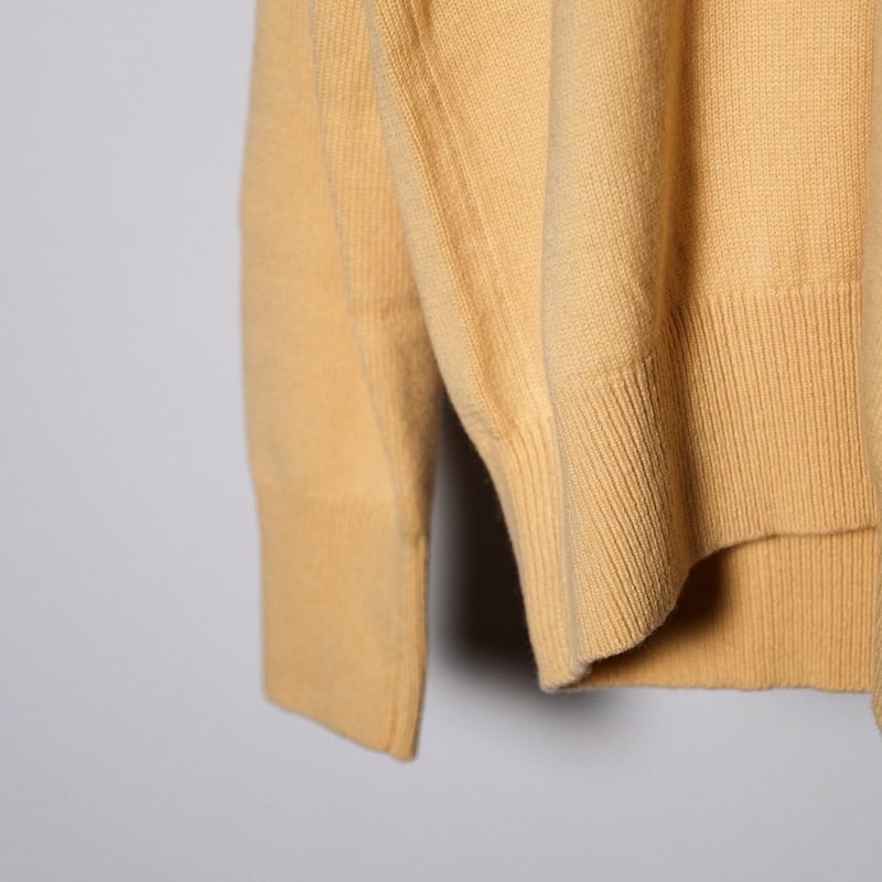 MAATEE&SONS ド度詰めCASHMERE V/N SWEATER | MusterWerk