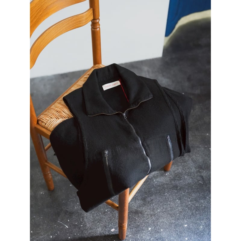 barbell object flower vest | MusterWerk