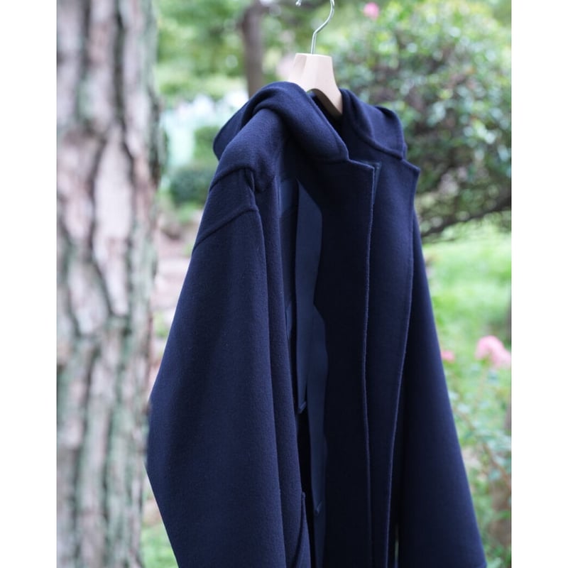POSTELEGANT Cashmere Rever Hooded Coat | Muster
