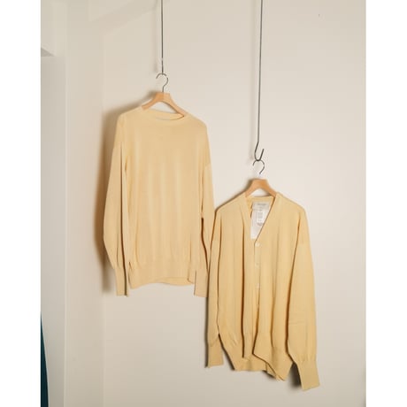 Olde H & Daughter Ex. GOLDEN SILK PLAIN STITCH CARDIGAN