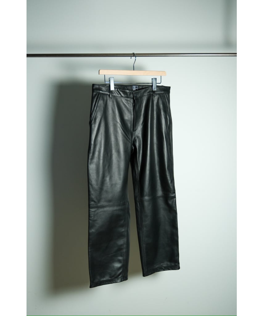 【新品】1205 Ex. CLOVE - L -　レザーパンツ 1205 Ex. CLOVE - L - | MusterWerk