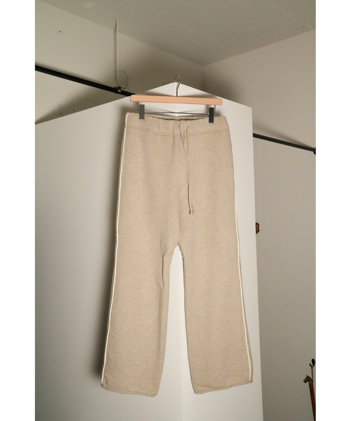 MAATEE&SONS SUPER160s ROOM PANTS | MusterWerk