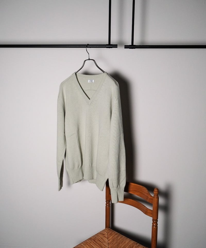 MAATEE&SONS ド度詰めCASHMERE V/N SWEATER | MusterWerk MAATEE&SONS ド度詰めCASHMERE V/N SWEATER | MusterWerk