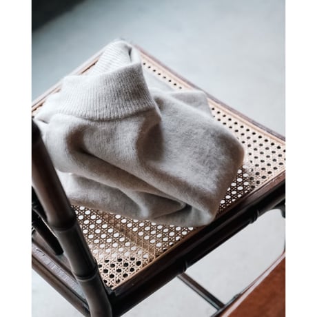 walenode Ex. Tundra Bluefox / Kyushin sweater