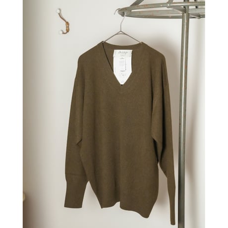 Olde H & Daughter CASHMERE V-NECK KNITWEAR
