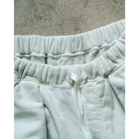 ANCELLM SWEAT TUCK SHORTS