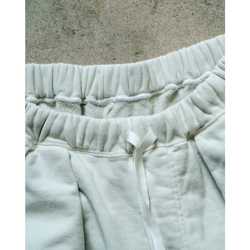 ANCELLM SWEAT TUCK SHORTS | MusterWerk