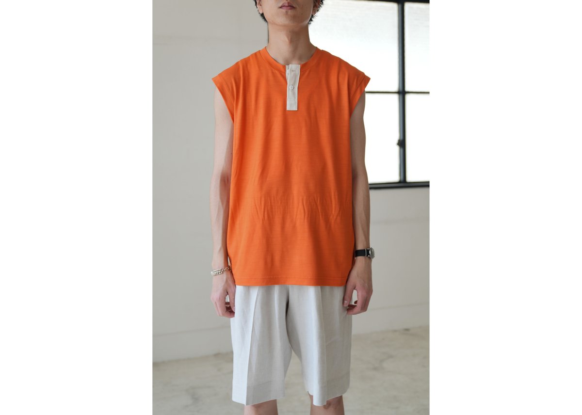 un/unbient WASHABLE WOOL NO-SLEEVE H/N | Muster