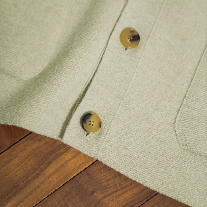 The CLASIK V NECK CARDIGAN | MusterWerk