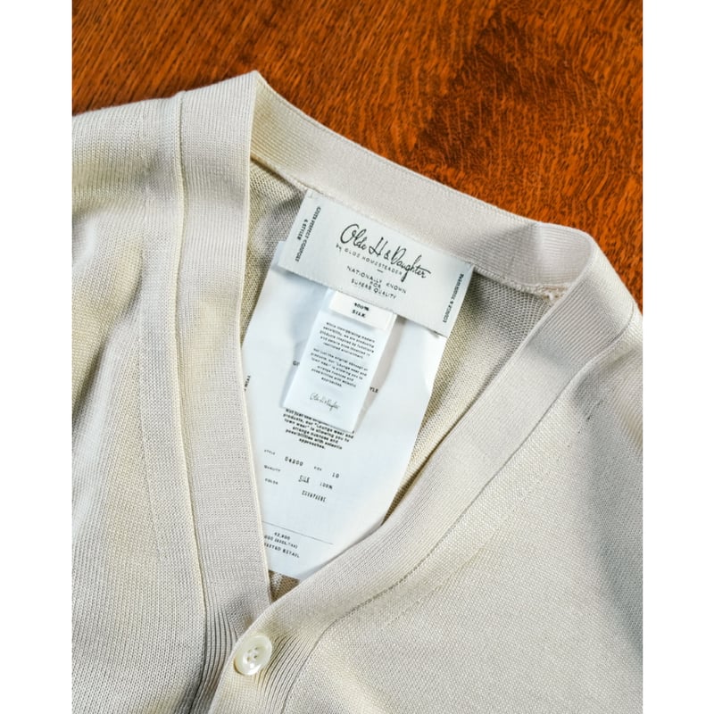 トップス Olde H & Daughter SILK CARDIGAN トップス Olde H & Daughter SILK CARDIGAN Olde H & Daughter SILK