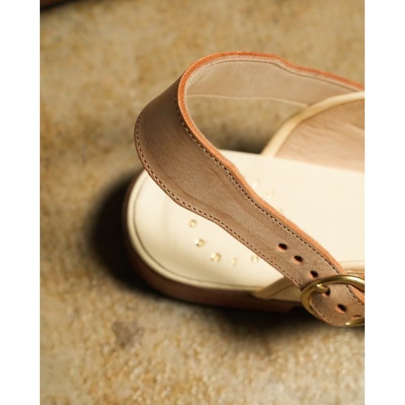 Post Production Face Sandal サイズ6 Post Production Ex. 白鞣しGoat Face Sandal | Muste