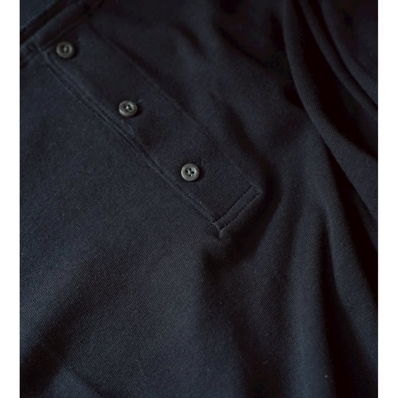 MAATEE&SONS L/S HENRY NECK TEE | MusterWerk