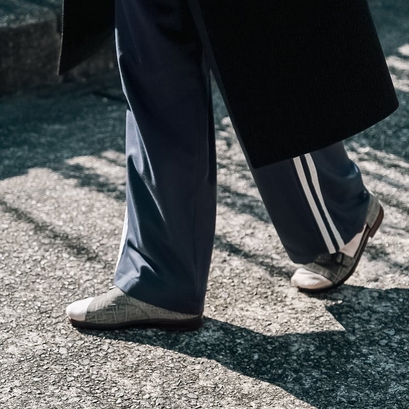 un/unbient Ex. SIDE LINE EASY TROUSERS -TAPERED