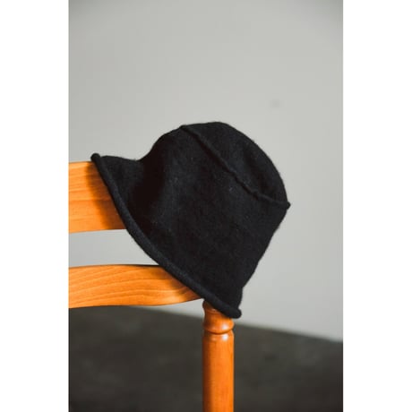 YANABA "LUMINOUS" Bucket Hat