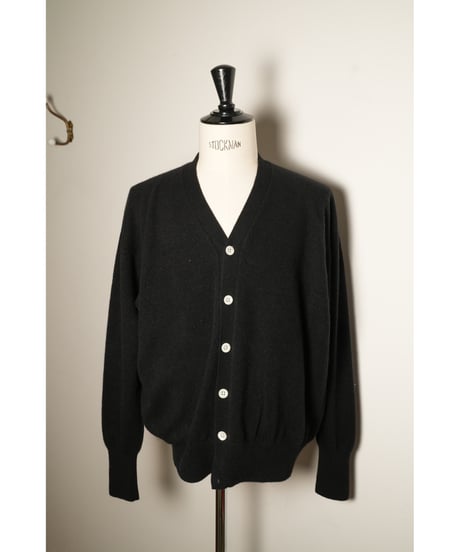 Olde H & Daughter AGED CASHMERE PLAIN STITCH CARDIGAN / CREW NECK P/O