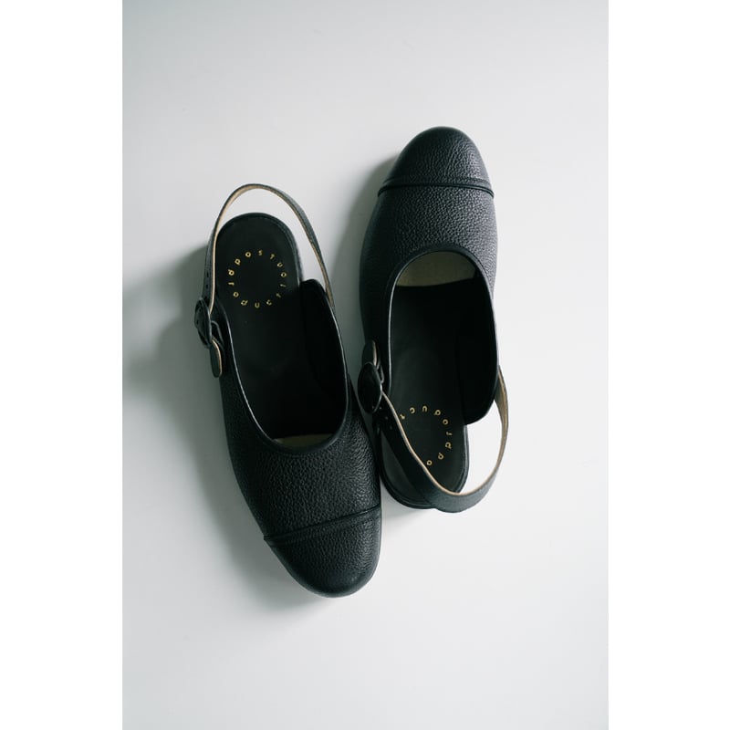 Post Production Face Sandal | MusterWerk