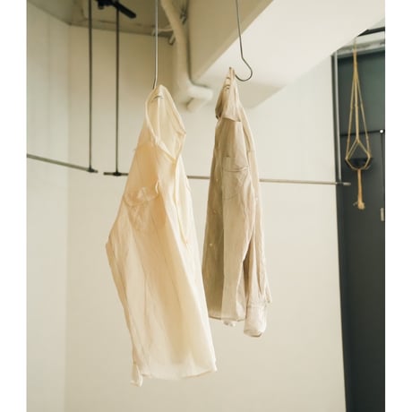 MAATEE&SONS NOT A PLAIN SHIRTS