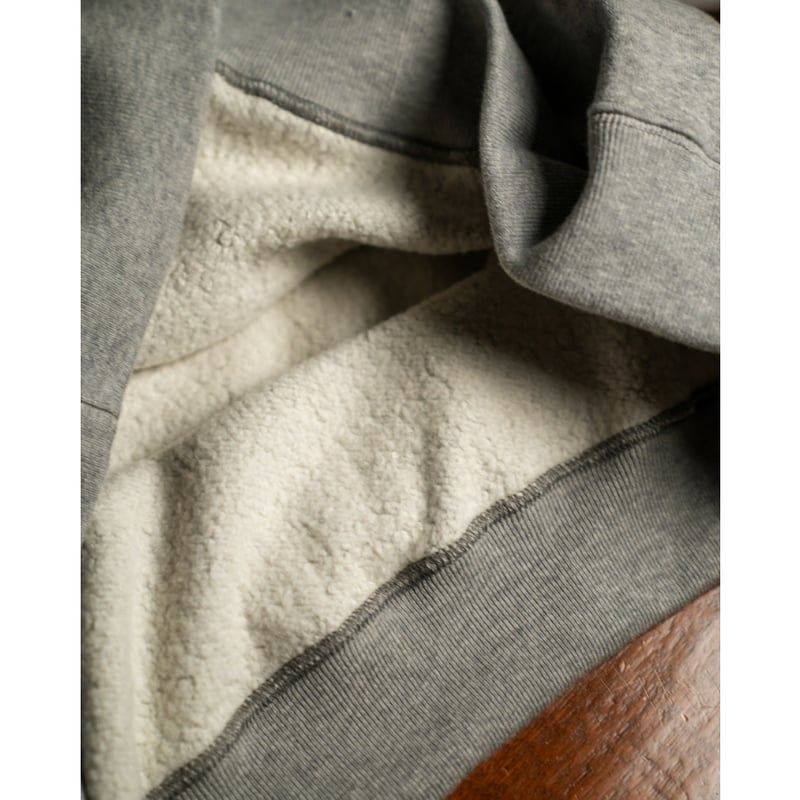 MAATEE&SONS Ex. MW/UTSUBO PARK COLLEGE SWEAT |