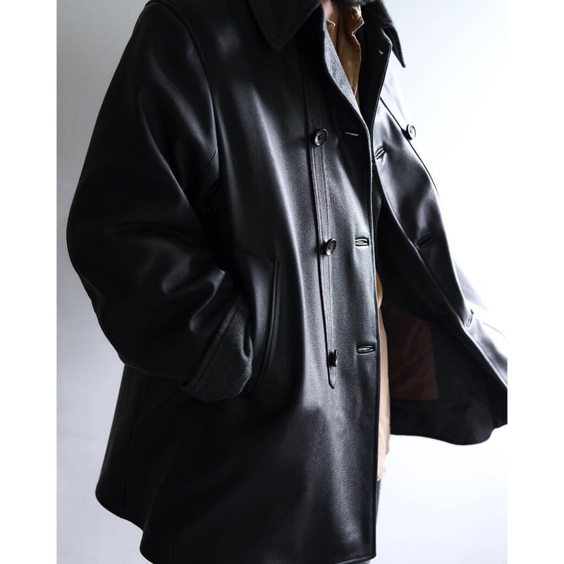 MAATEE&SONS LAMB LEATHER SHORT COAT | MusterWerk