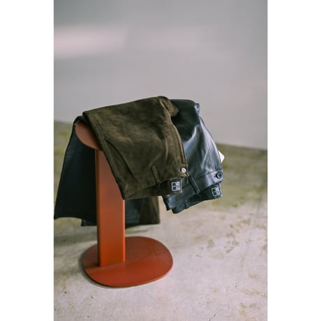 1205 CLOVE - L -