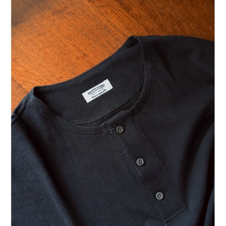 MAATEE&SONS L/S HENRY NECK TEE