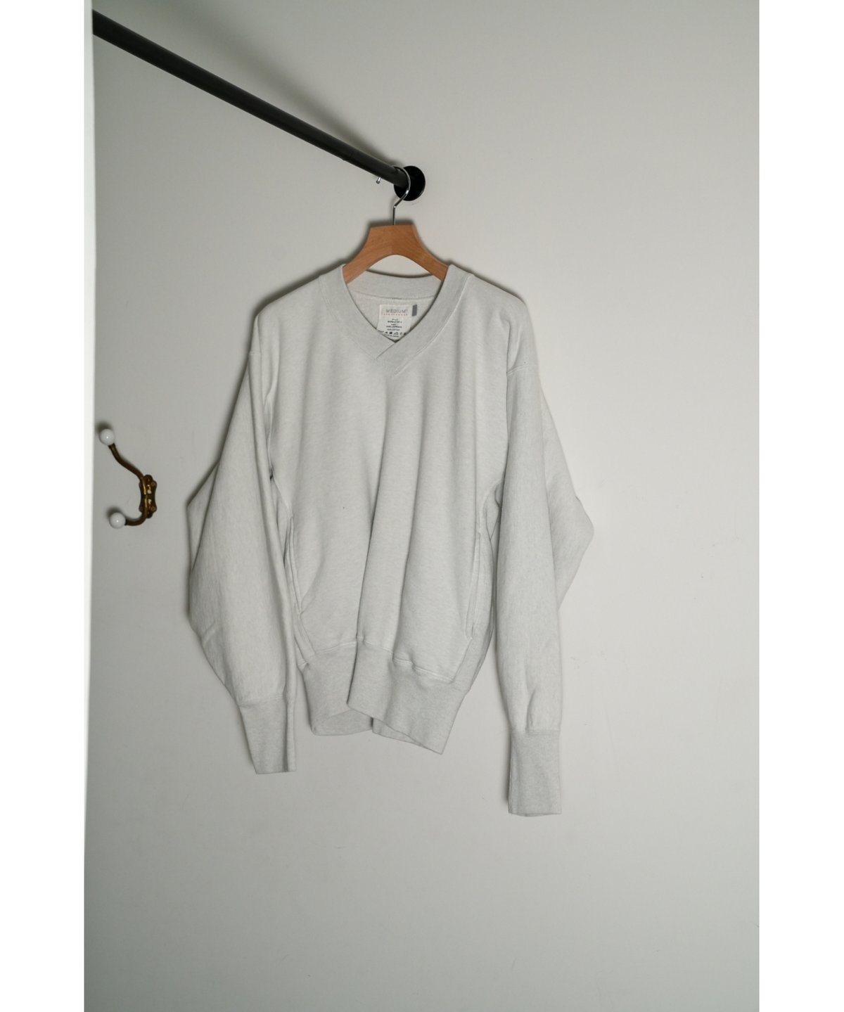MEDIUM SPORTSWEAR WARMUP TOP V 