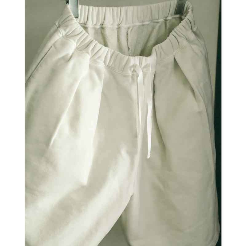 ANCELLM SWEAT TUCK SHORTS | MusterWerk
