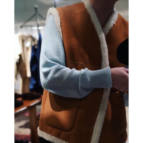 MAATEE&SONS Ex. LACAUNE MOUTON VEST