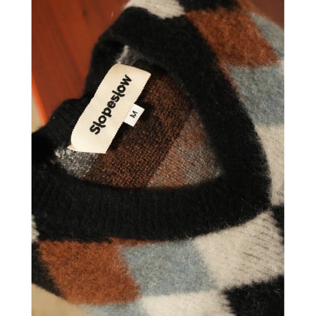slopeslow BRUSHED DOUBLE JACQUARD V NECK SWEATER