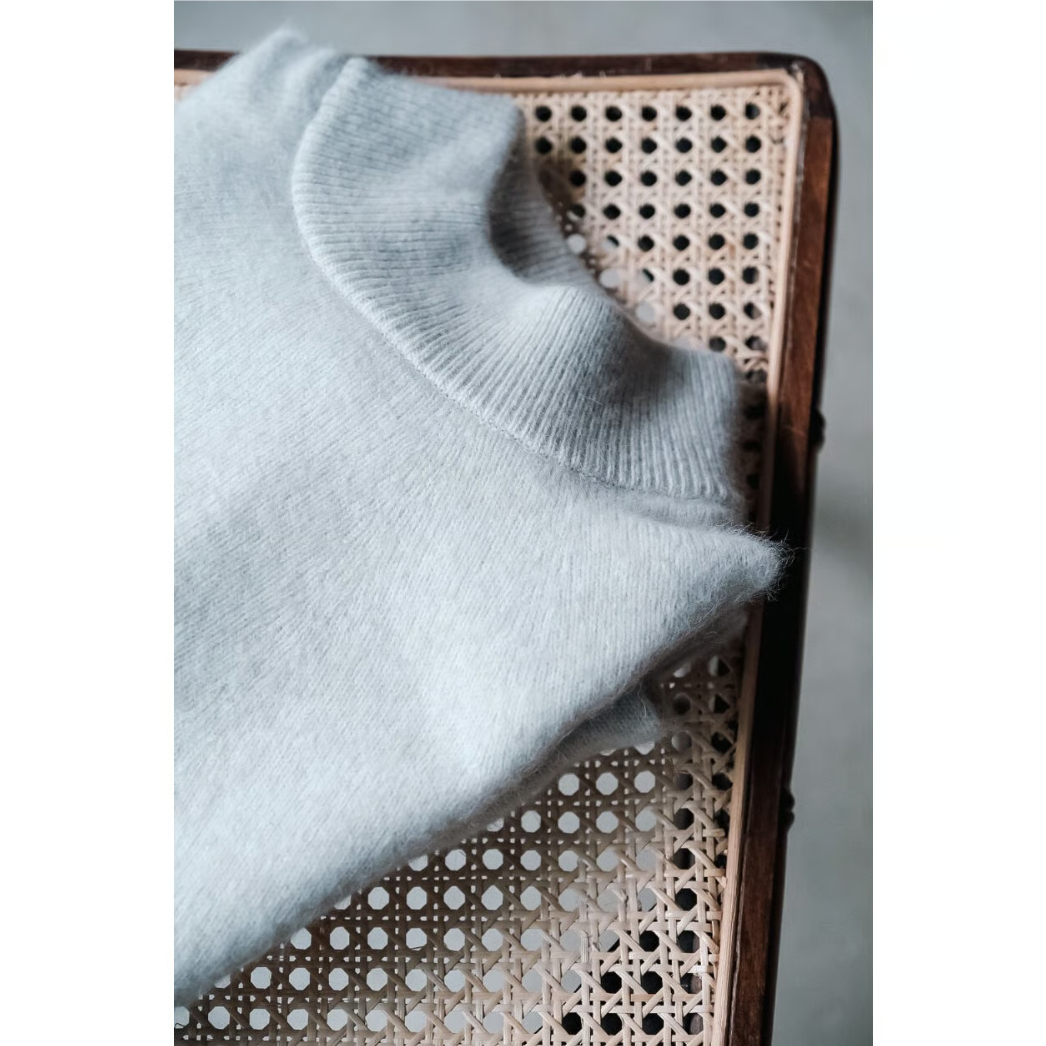 walenode Ex. Tundra Bluefox / Kyushin sweater |