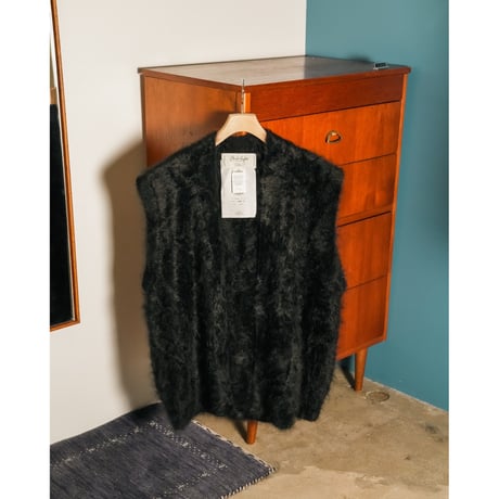 Olde H & Daughter Ex. FUR CASHMERE N/B VEST