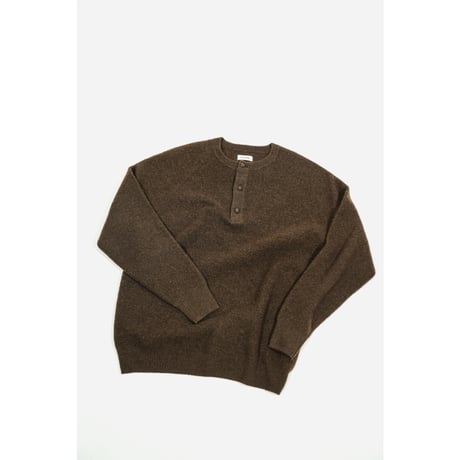 WALENODE "Innocent YAK" Henley-neck sweater