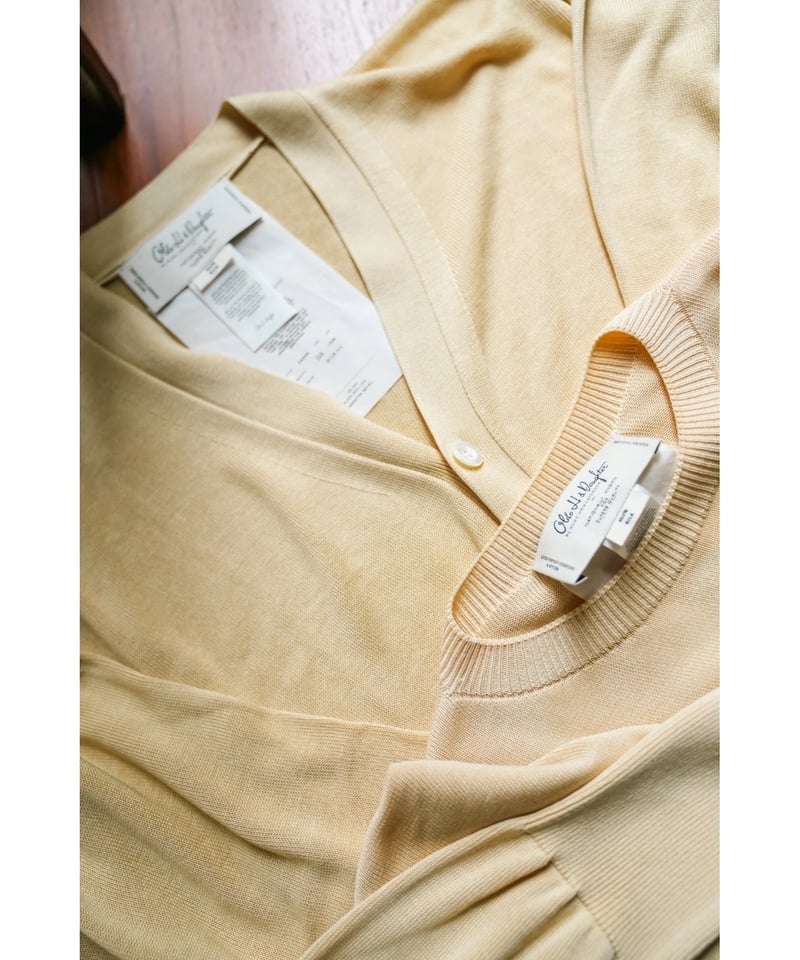 Olde H & Daughter Ex. GOLDEN SILK PLAIN STITCH