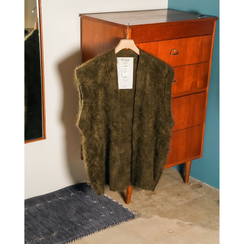 Olde H & Daughter Ex. FUR CASHMERE N/B VEST | M
