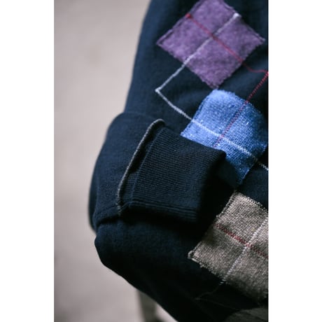 MAATEE&SONS CASHMERE PATCH ARGYLE SWEATER