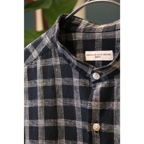 Aquellos Ojos Verdes  CADI CK Band collar Relax shirt