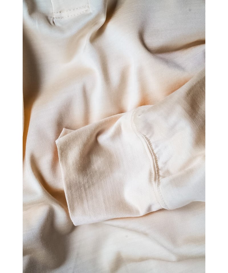 MAATEE&SONS Ex.240/2 SILK PIQUE HENRY TEE L/S | MAATEE&SONS Ex.240/2 SILK PIQUE HENRY TEE L/S |