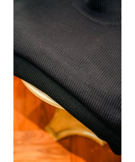 Olde H & Daughter WOOSTED WOOL TURTLE NECK P/O