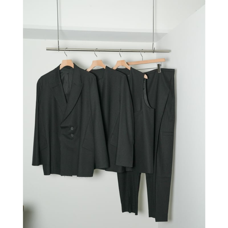 LEA BOBERG D.W. VEST - BRITISH WOOL CREPE | Mus