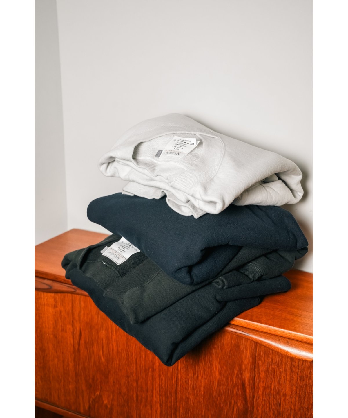 MEDIUM SPORTSWEAR WARMUP TOP V 