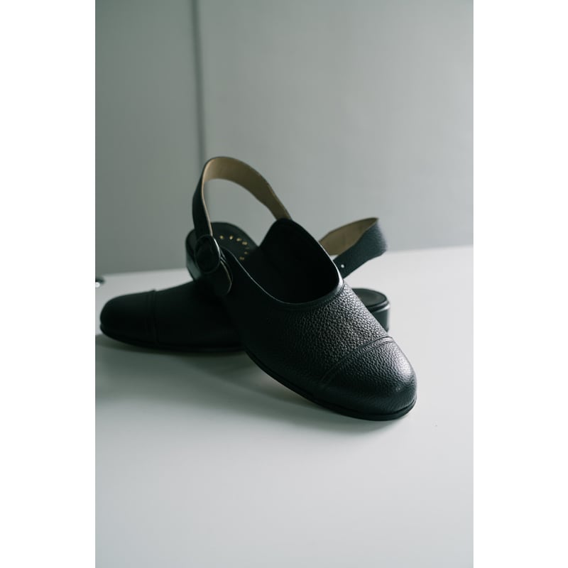 Post Production Face Sandal | MusterWerk