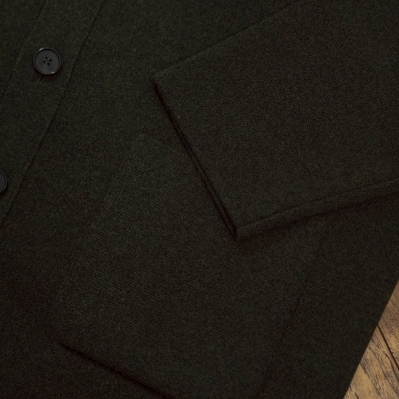 The CLASIK V NECK CARDIGAN | MusterWerk