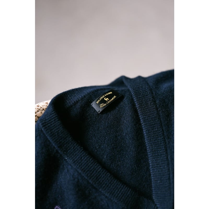 MAATEE&SONS CASHMERE PATCH ARGYLE SWEATER | Mus