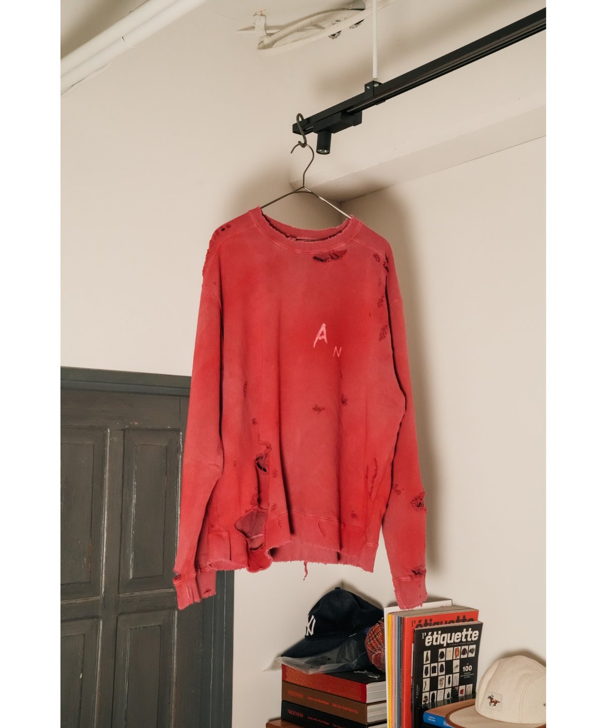 ANCELLM CRASH UNEVEN OVER SWEAT | MusterWerk ANCELLM CRASH UNEVEN OVER SWEAT | MusterWerk