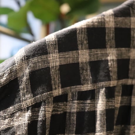 Aquellos Ojos Verdes  CADI CK Band collar Relax shirt