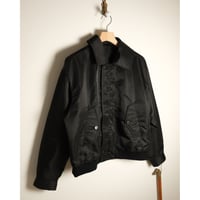 The CLASIK RECYCLE NYLON TWILL RIB HARRINGTON