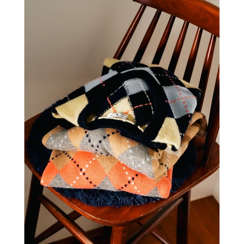 MAATEE&SONS Ex. KATEIKI CASHMERE ARGYLE V-NECK