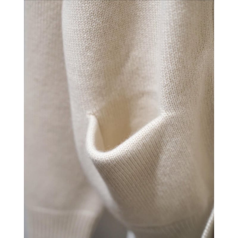 MAATEE&SONS BABY CASHMERE N/B CARDIGAN | Muste