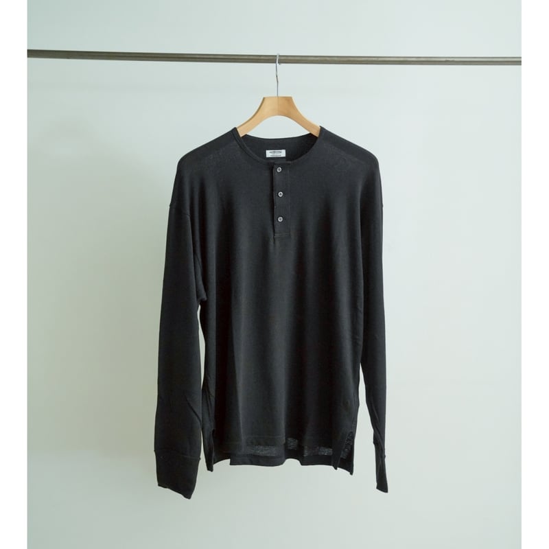 MAATEE&SONS L/S HENRY NECK TEE | MusterWerk